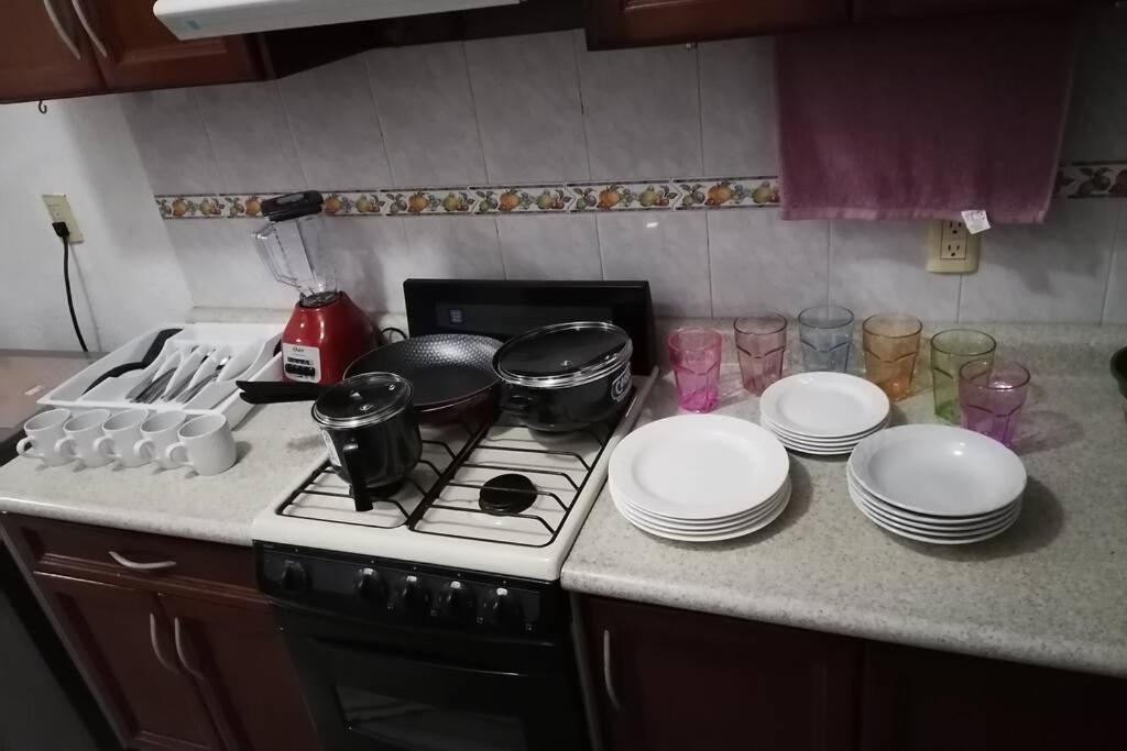 Bonita Casa Amueblada Para 12 Personas A 3 Kms Del Centro Cuernavaca Kültér fotó
